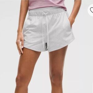 Lululemon inner glow shorts